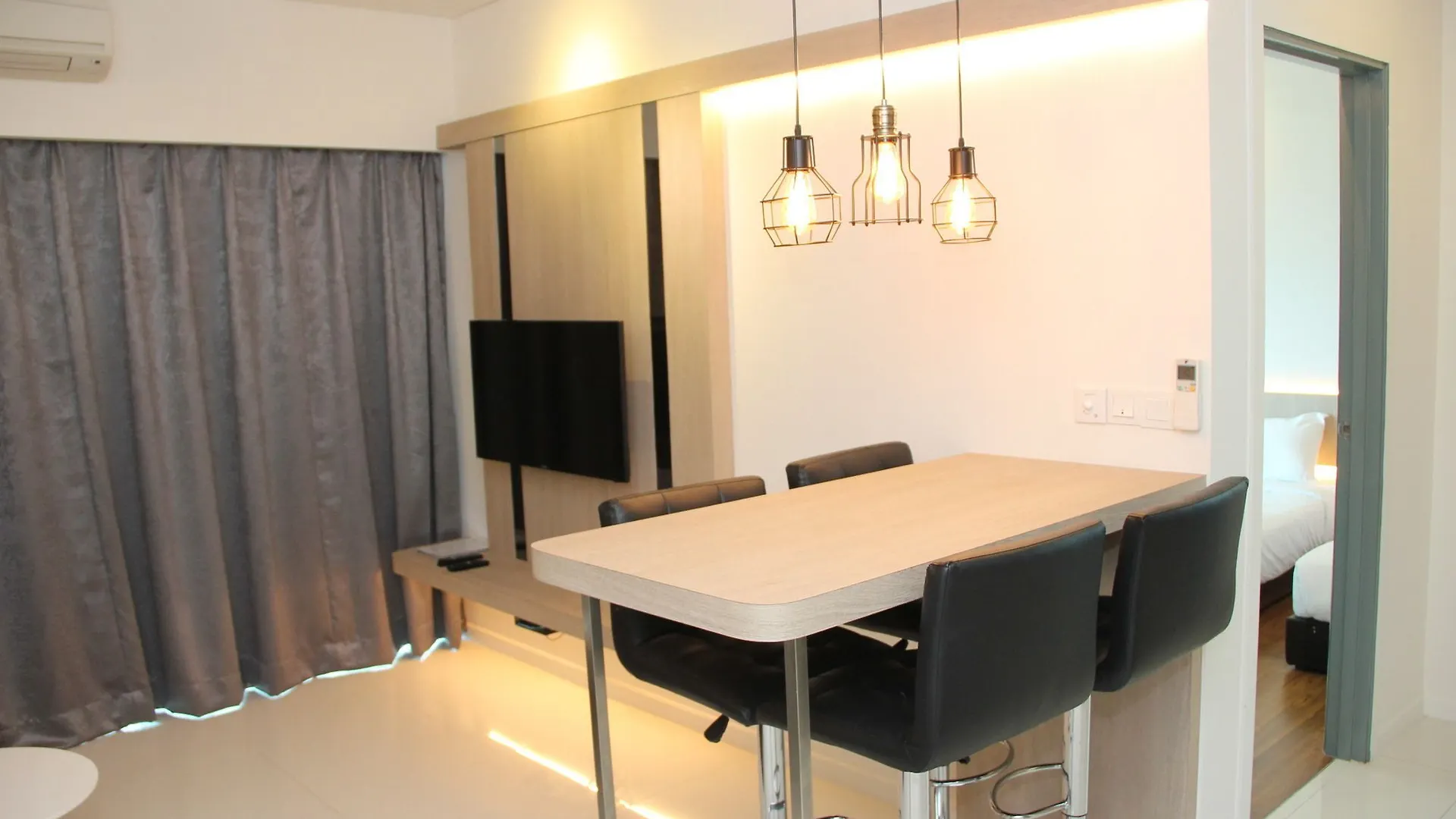 Residences @ Summer Suites - Hostel Kuala Lumpur 2*,