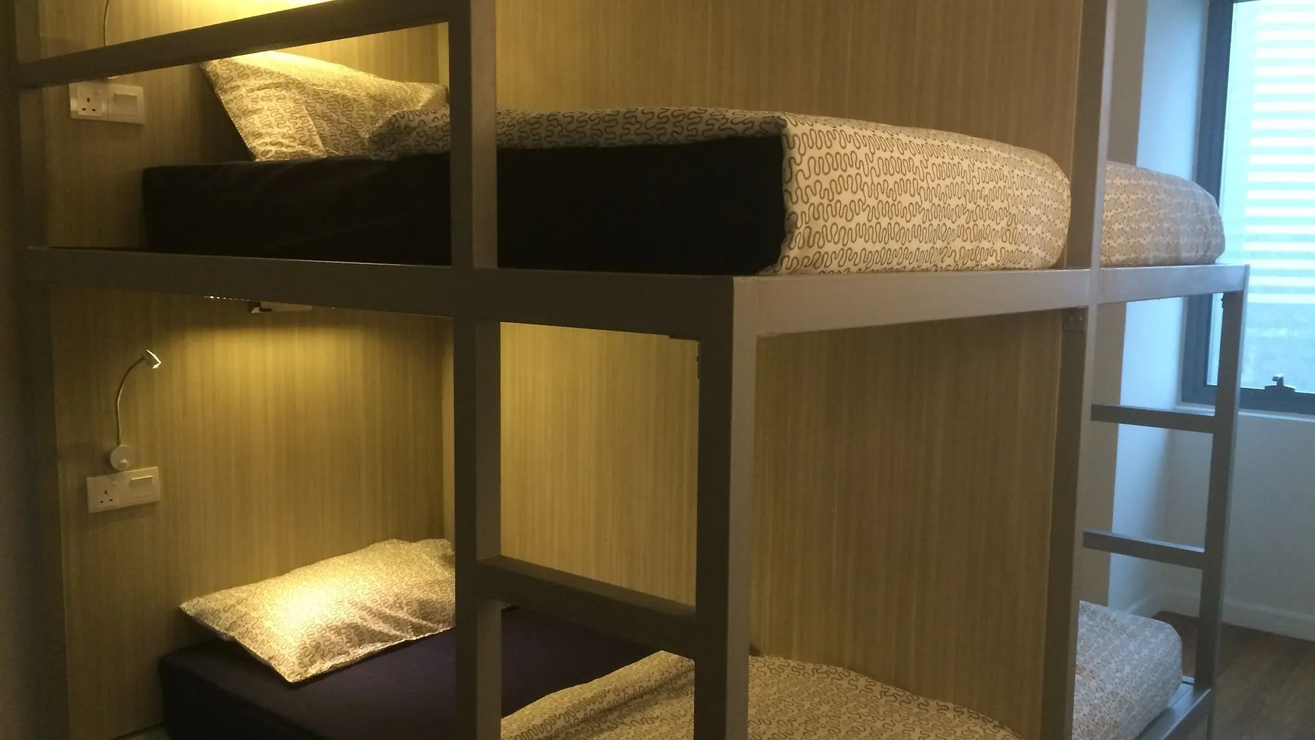 Residences @ Summer Suites - Hostel Kuala Lumpur
