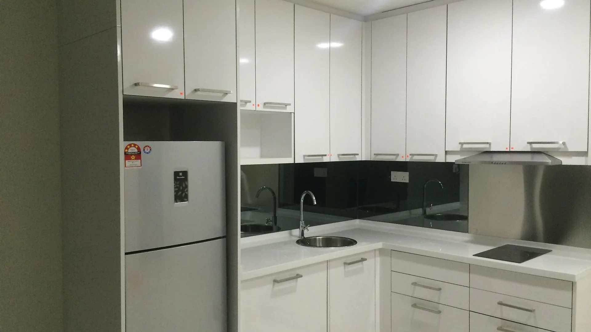 Otel Residences @ Summer Suites - Hostel Kuala Lumpur