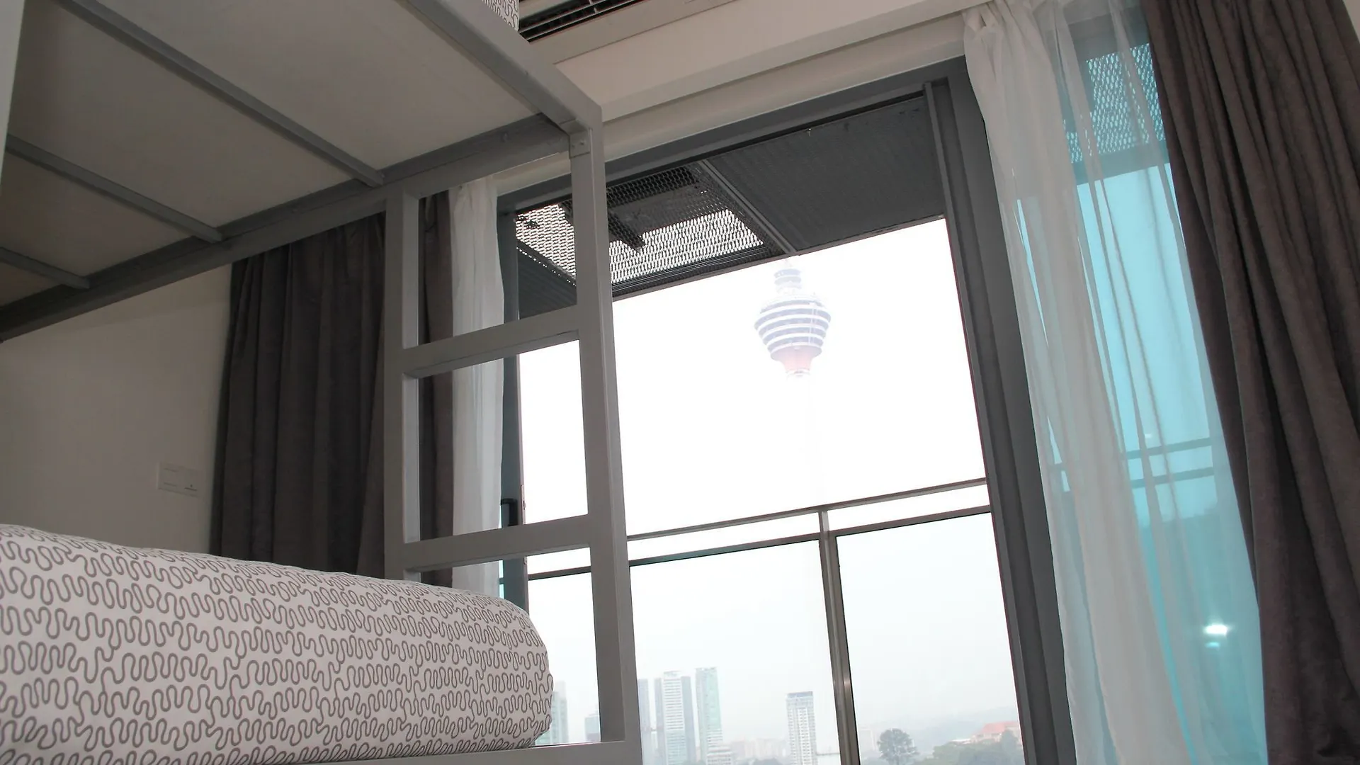 Residences @ Summer Suites - Hostel Kuala Lumpur Otel