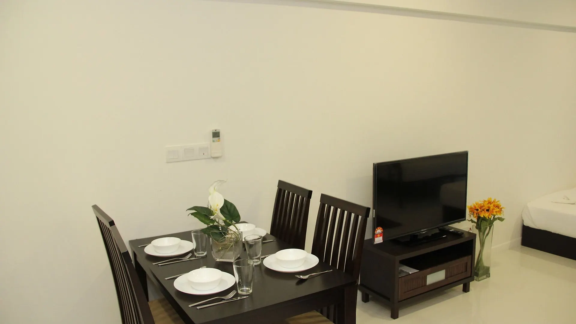 Otel Residences @ Summer Suites - Hostel Kuala Lumpur